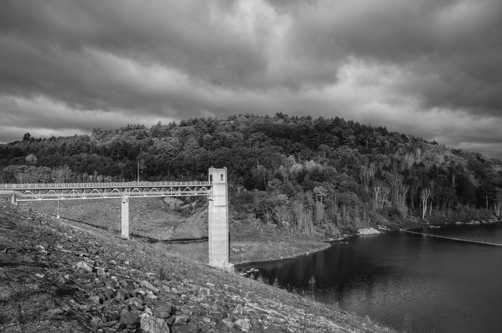 Black and white photo of the Otter Brook Dam in Keene, NH