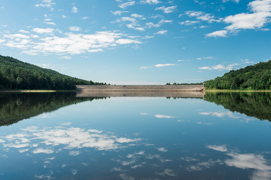 A view of Surry Dam from the North