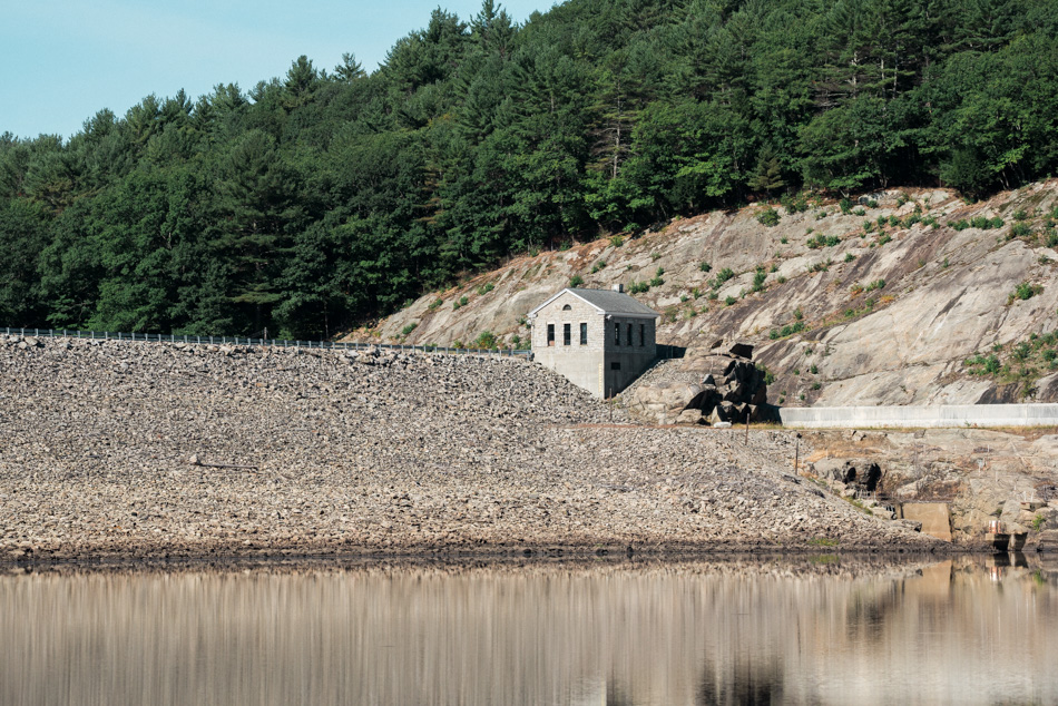 Photo of Surry Dam taken from the exposed eastern shore